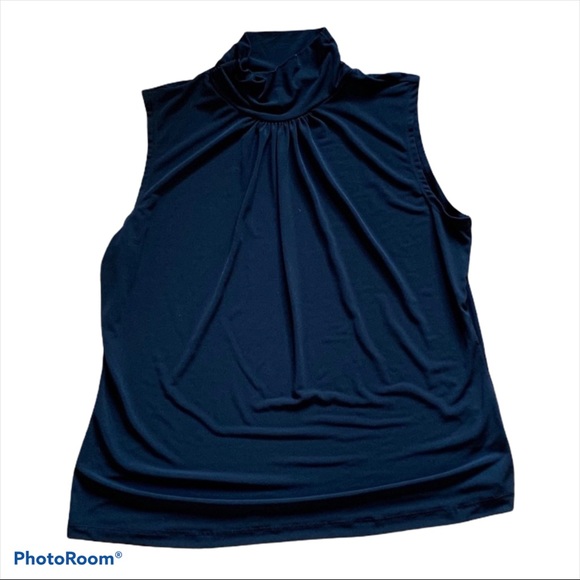 Fashion Bug Black Sleeveless Pullover - Picture 1 of 6